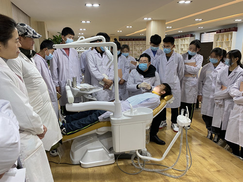 校园活动