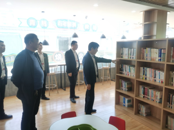 上级领导视察