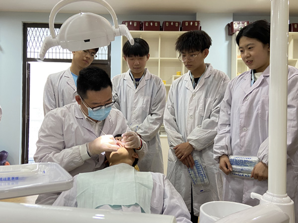 上级领导视察
