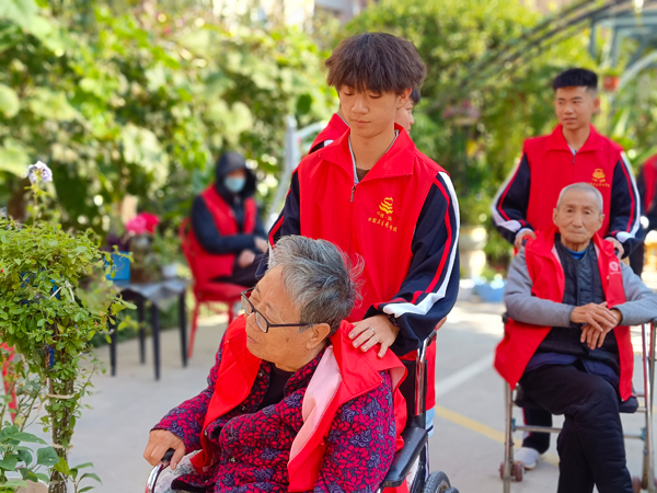 养老院慰问
